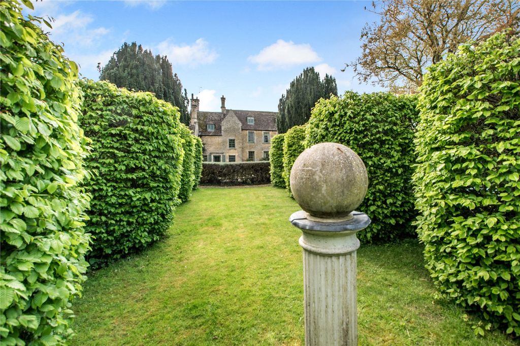 Additional image 26 of 5 bed detached house for saleTop End, Pytchley, Kettering, Northamptonshire NN14
