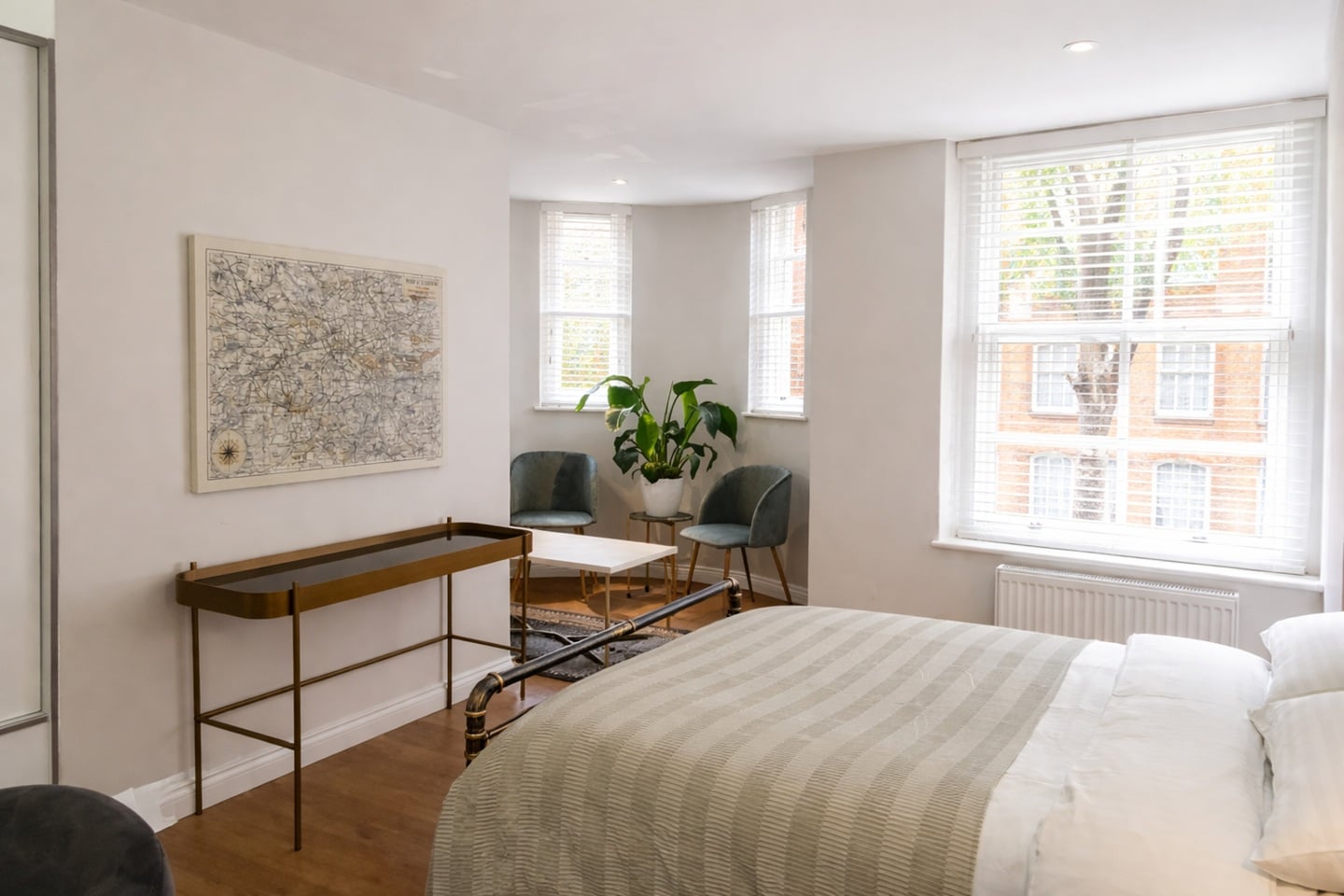 Room in a Shared Flat, Molesey House, E2, N1 7GU