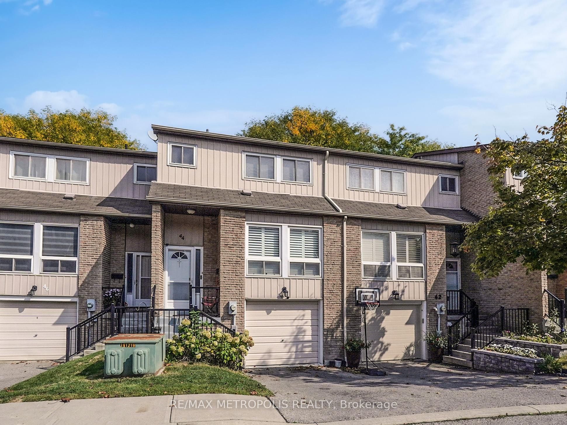 Additional image 2 of 44 Willows Lane, Ajax, ON, L1S 6E8