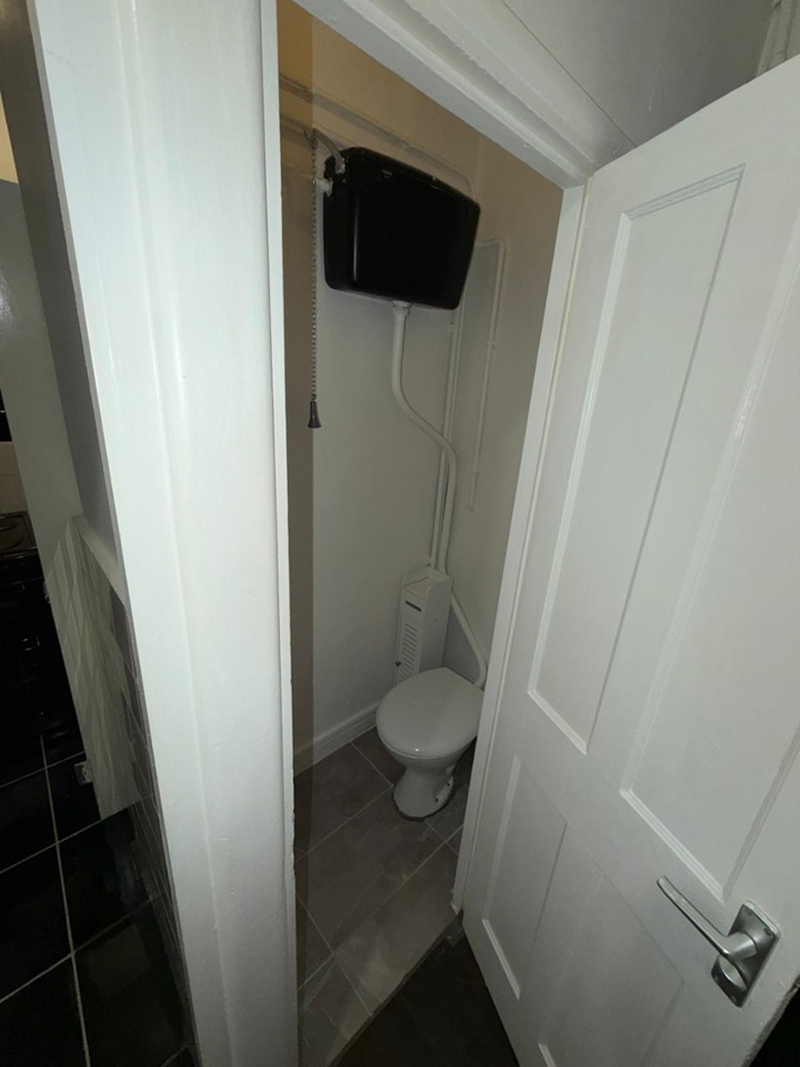 Additional image 5 of Studio Flat, Aylesford House, SE1, N1 7GU