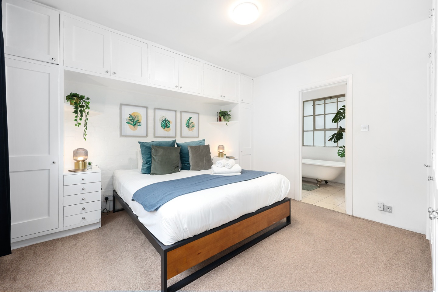 Additional image 3 of 2 Bed Flat, Fullwood's Mews, N1, N1 7GU