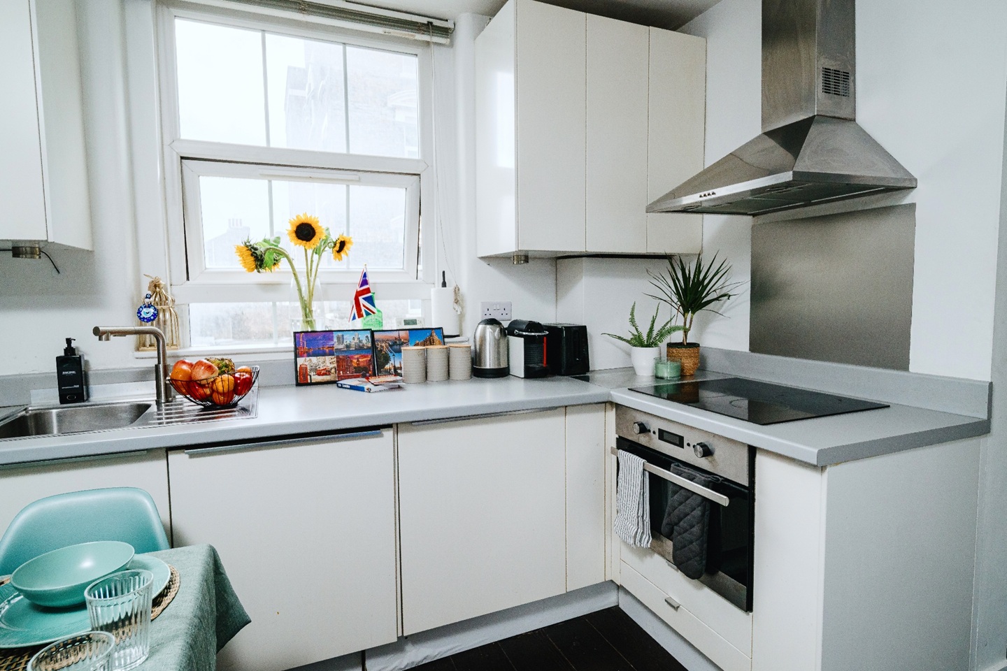 Additional image 7 of 2 Bed Terraced House, Miles Buildings, NW1, N1 7GU