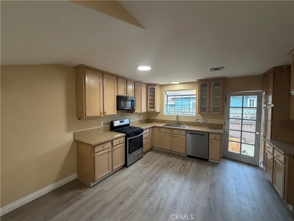 Additional image 4 of 12832 Muroc St, Norwalk, CA 90650