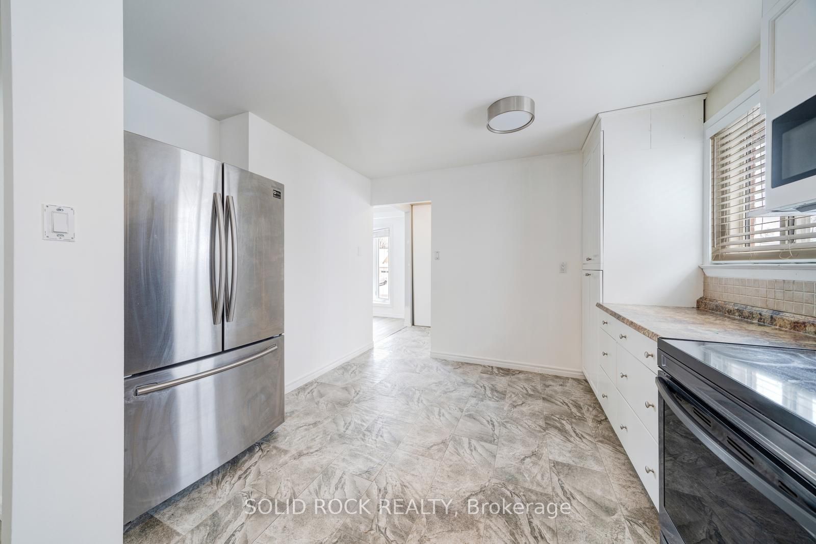 Additional image 6 of 708 Jackson Court, Newmarket, ON, L3Y 5A6