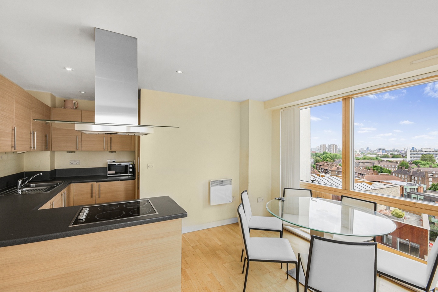 Additional image 4 of 2 Bed Flat, Metro Central Heights, SE1, N1 7GU