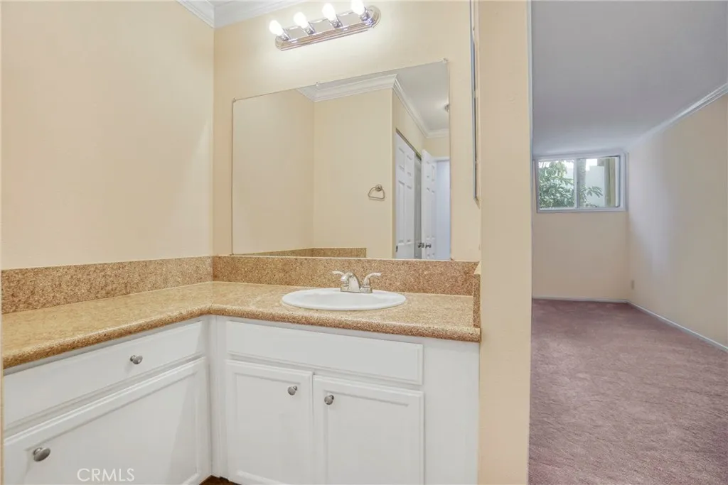 Additional image 16 of 5325 Newcastle Avenue Unit 240, Encino, CA 91316