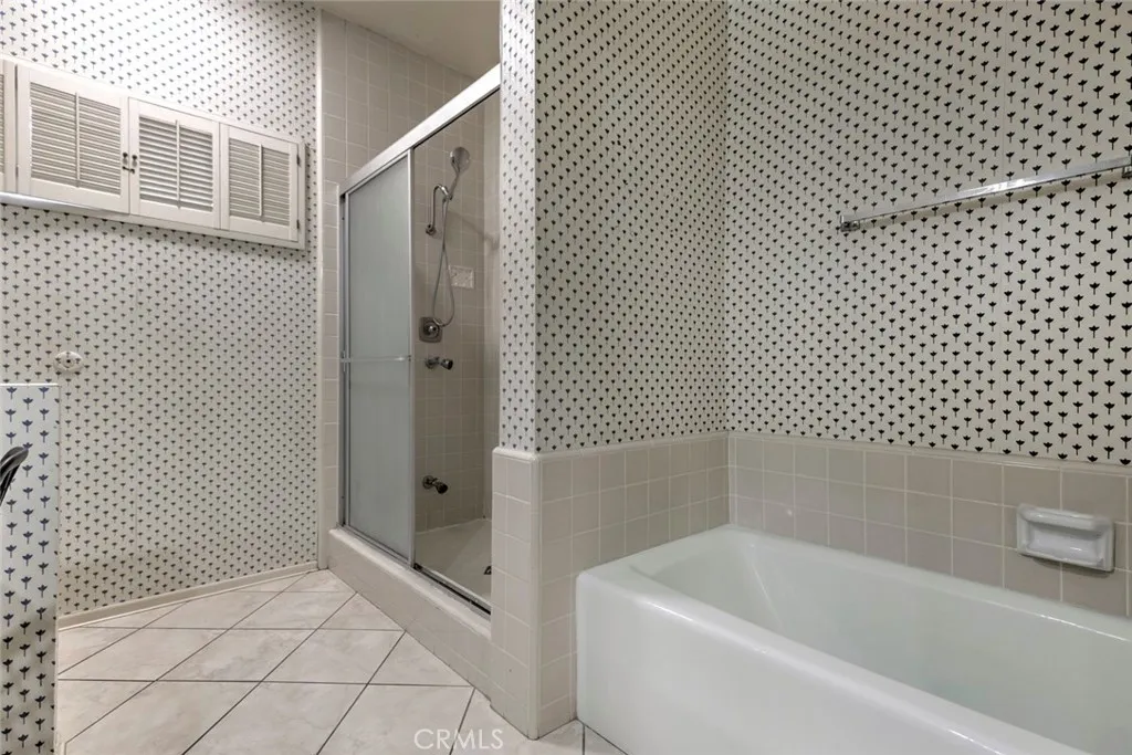 Additional image 14 of 17522 Sherman Way Unit 202, Van Nuys, CA 91406