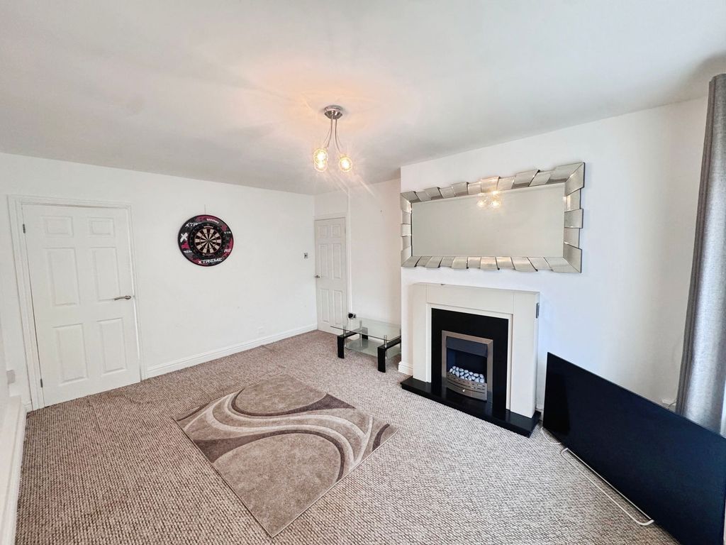 Additional image 2 of 2 bed flat for saleTregelles Road, Neath SA10