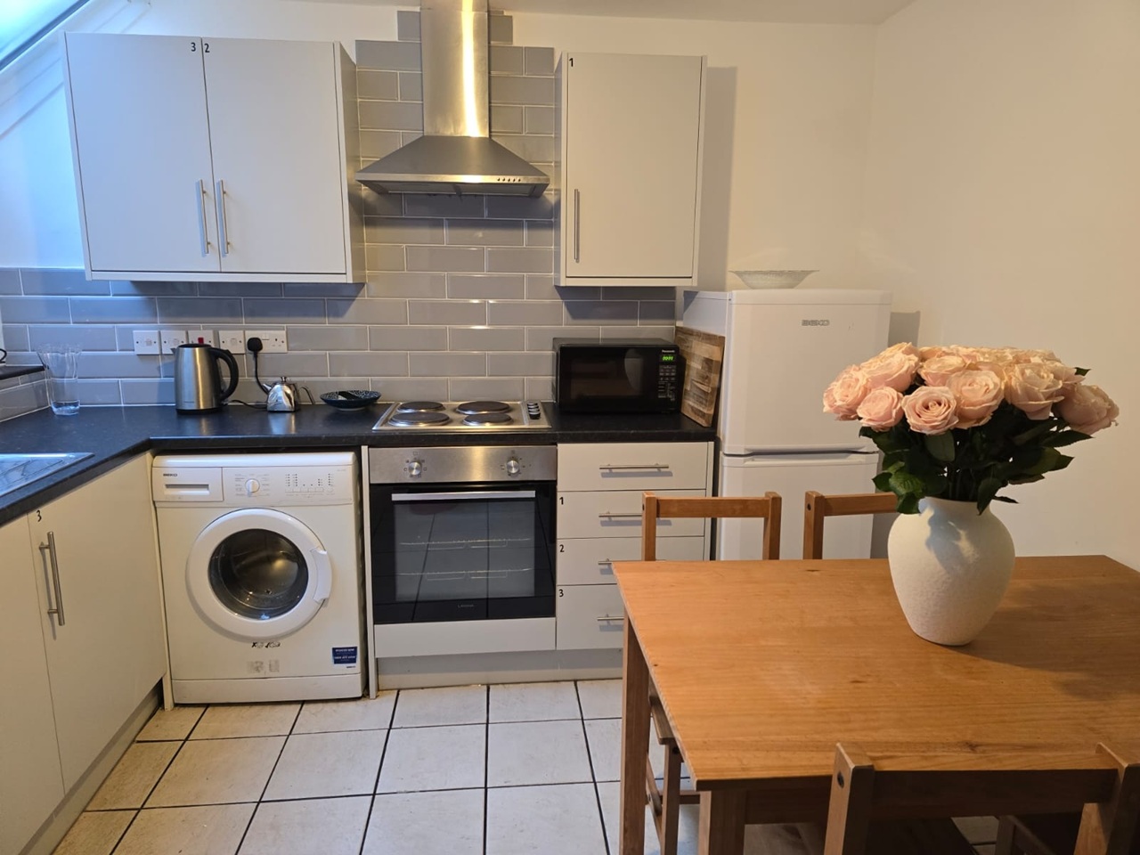 Additional image 5 of 3 Bed Flat, Hamilton Square, SE1, N1 7GU