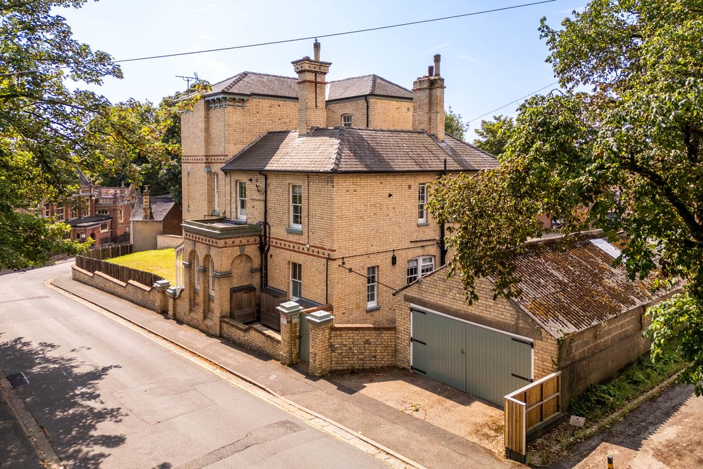 Additional image 3 of Studio for saleSt. Margarets Lodge, 2 Upper Lindum Street LN2