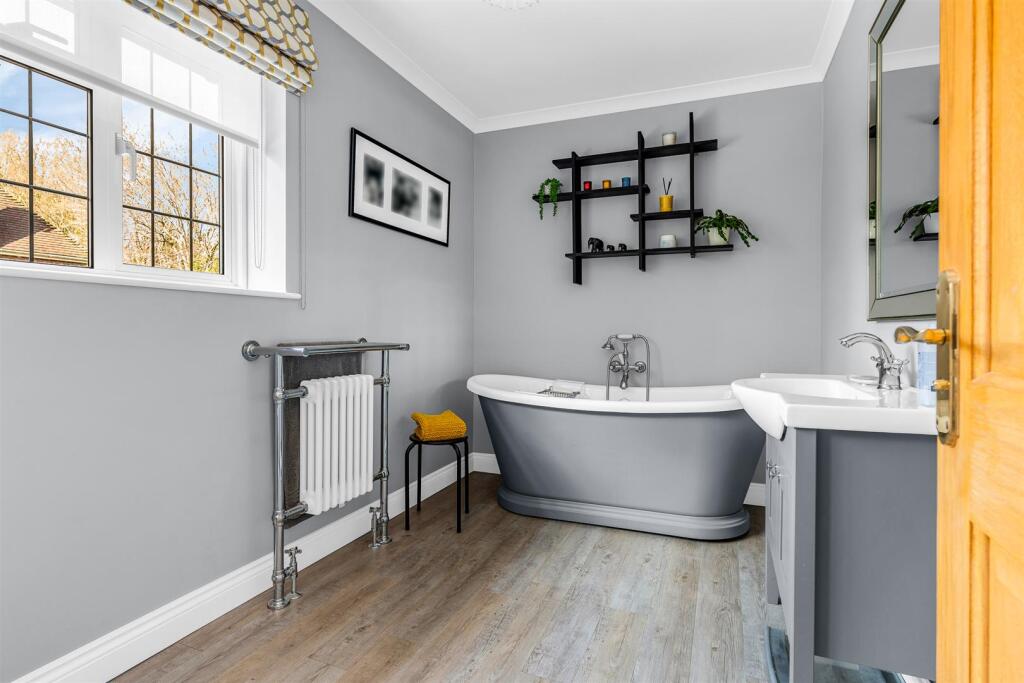 Additional image 19 of Bishops Road, Tewin, Welwyn