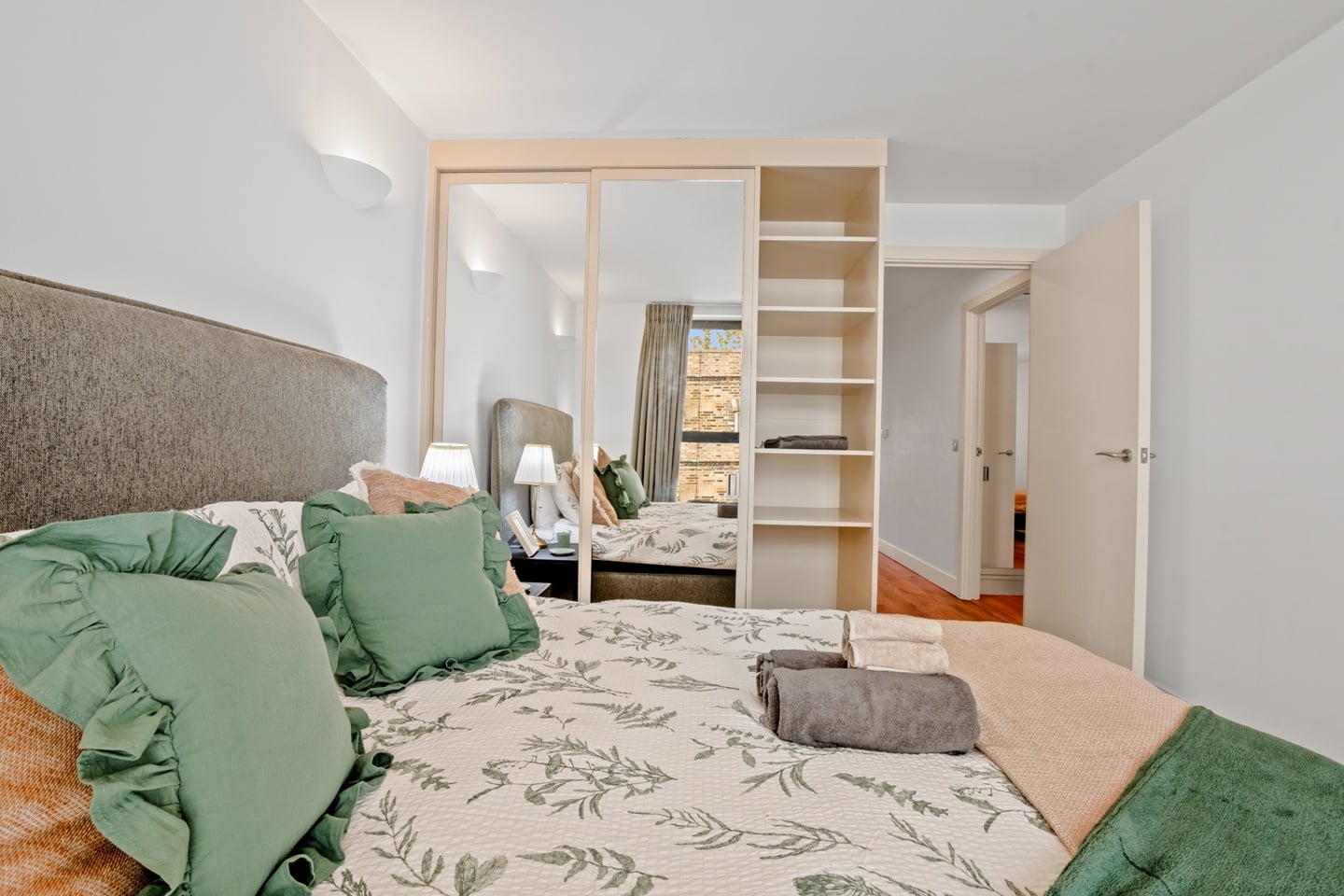 Additional image 7 of 3 Bed Detached House, St. Williams Court, N1, N1 7GU