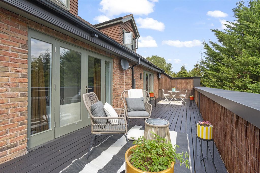 Additional image 43 of 7 bed property for saleLovelace Avenue, Solihull B91