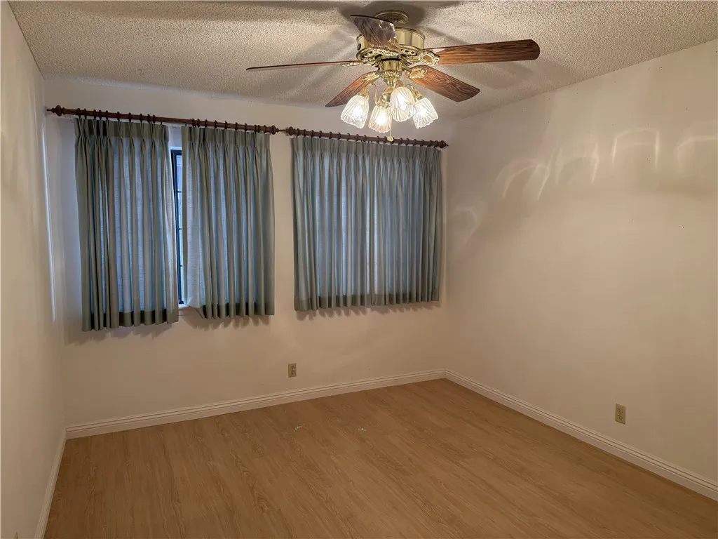 Additional image 14 of 19248 Palm Way, Apple Valley, CA 92308