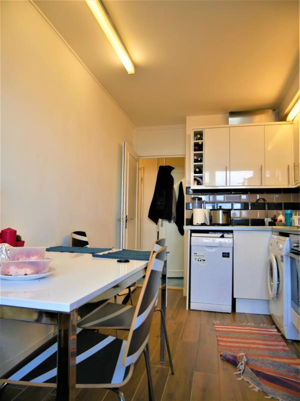 Additional image 5 of 2 Bed Flat, Hall St, EC1V, N1 7GU