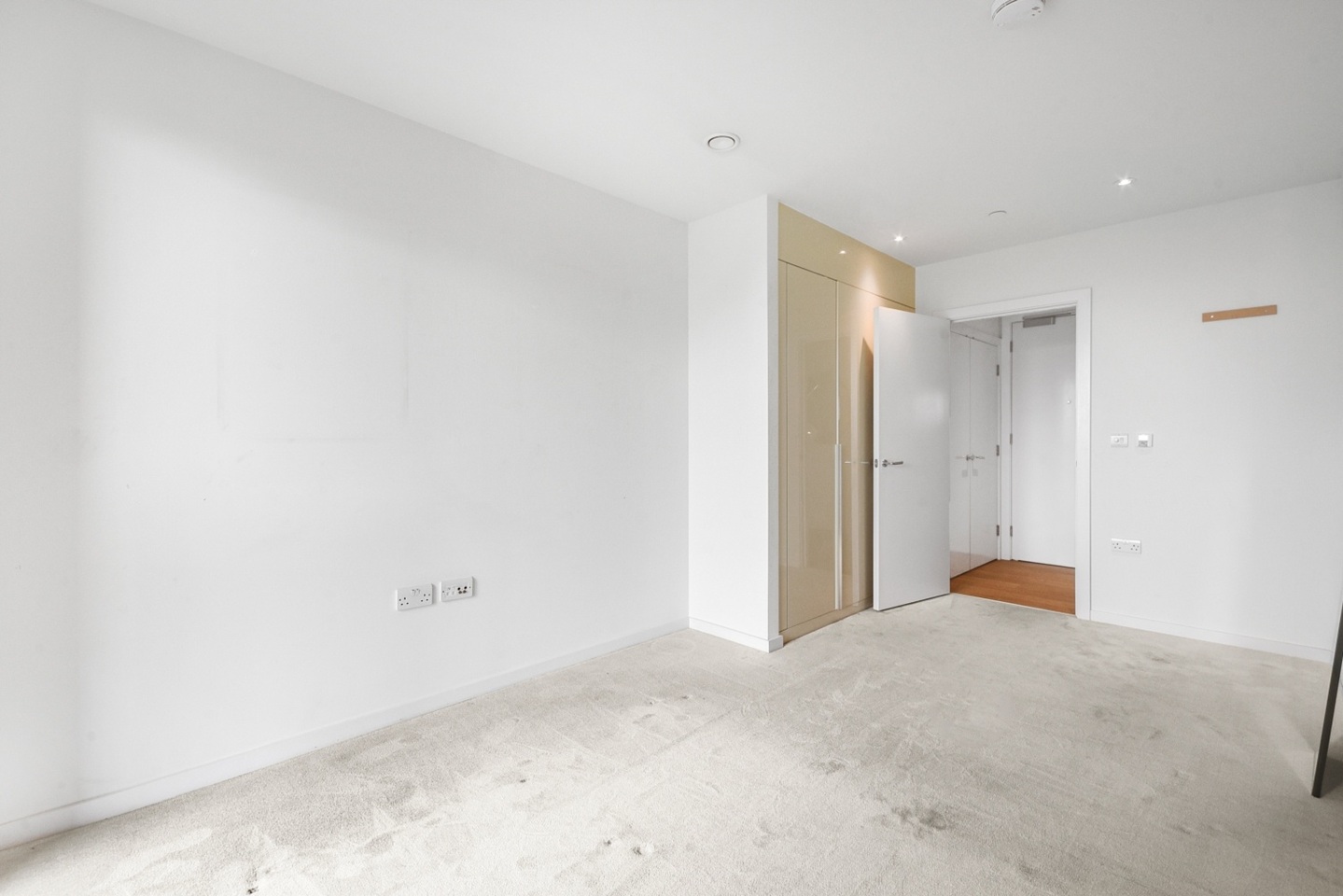 Additional image 7 of 1 Bed Flat, St Gabriel Walk, SE1, N1 7GU