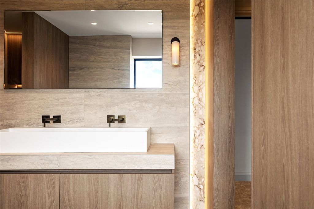 Additional image 17 of 6 bed barn conversion for saleThe Hay Barn, Haggs Road, Follifoot, Harrogate HG3