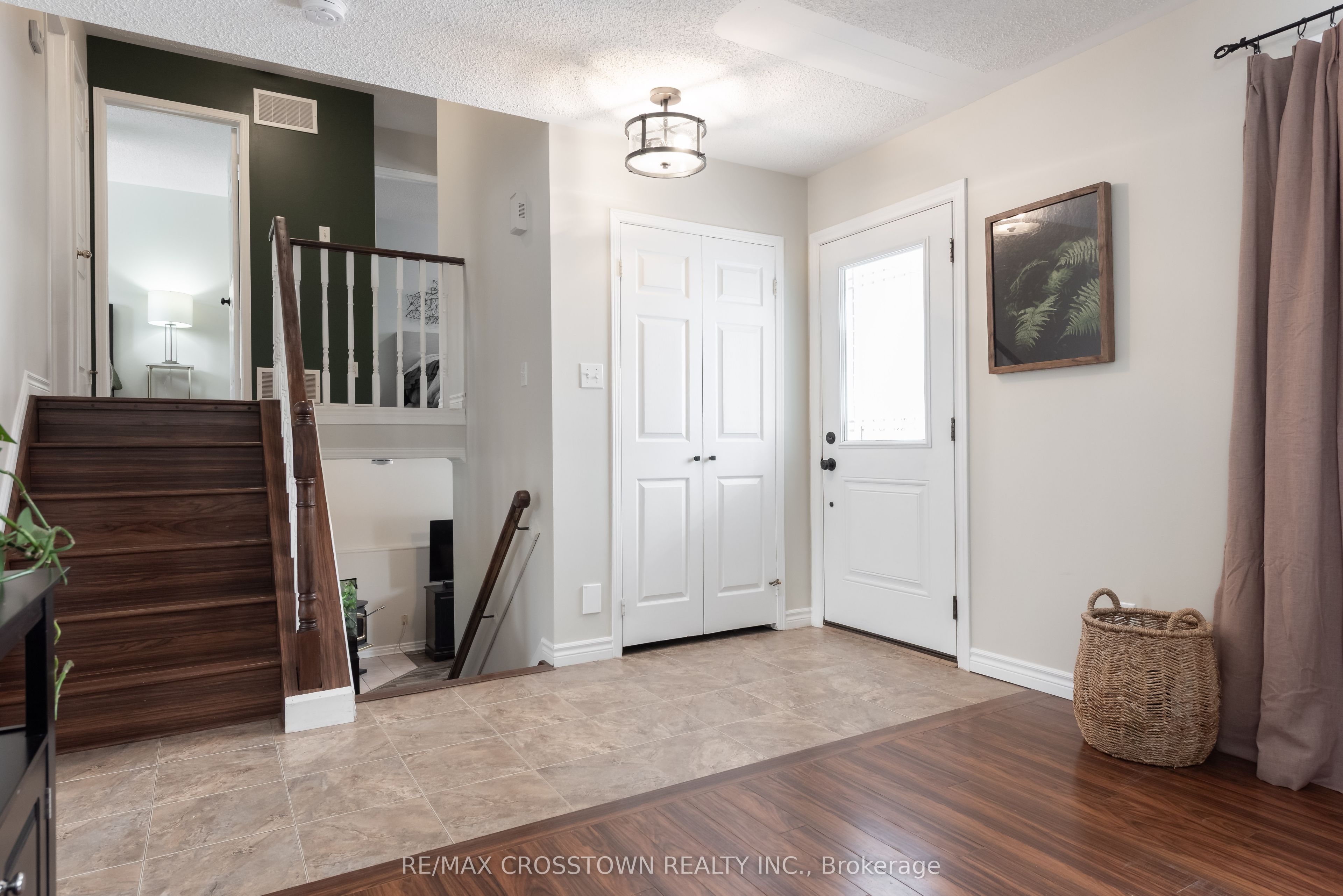 Additional image 4 of 54 Foyston Park Circle, Springwater, ON, L0L 1Y0