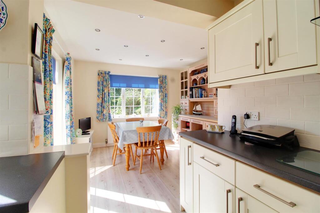 Additional image 6 of Moffats Lane, Brookmans Park