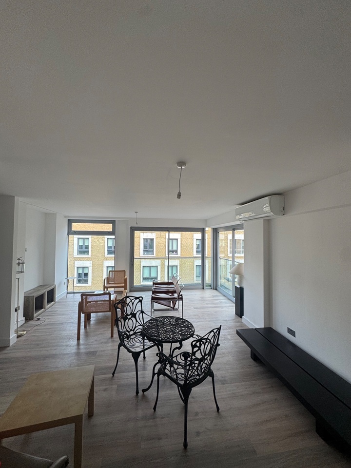 Additional image 2 of 3 Bed Flat, London, N1, N1 7GU