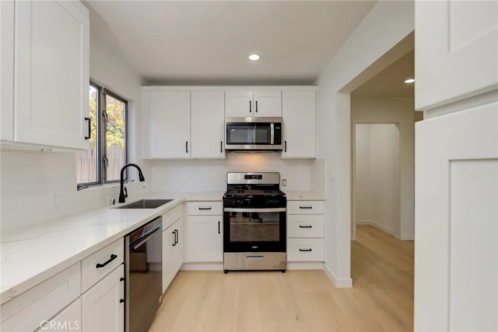 Additional image 15 of 824 7th Street, Hermosa Beach, CA 90254