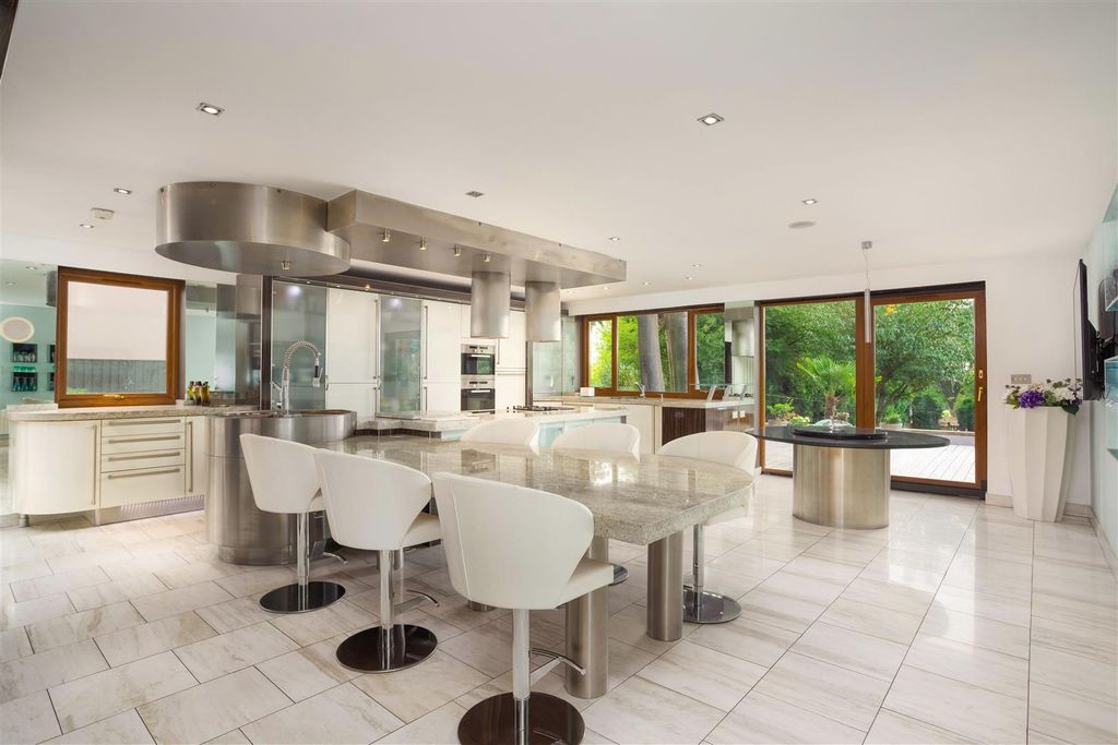 Additional image 8 of 5 bed detached house for saleLing Lane, Scarcroft, Leeds LS14