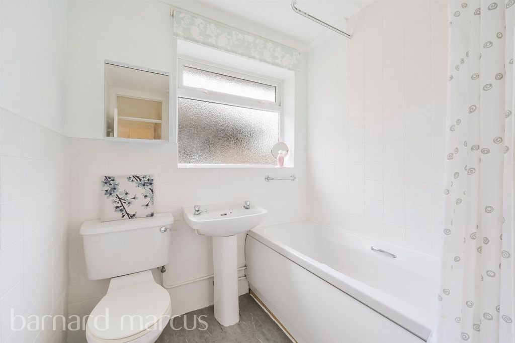 Additional image 7 of 2 bed maisonette for saleSouth Terrace, Dorking RH4