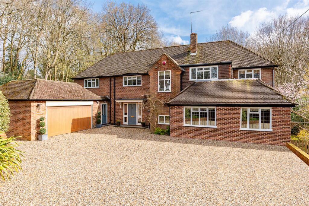 Additional image 26 of Bishops Road, Tewin, Welwyn