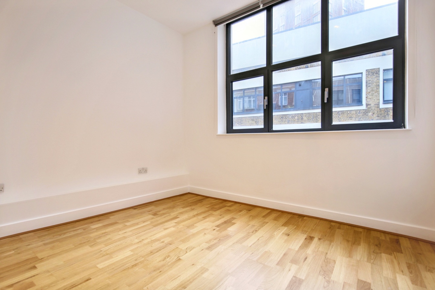 Additional image 4 of 2 Bed Flat, White Church Passage, E1, N1 7GU