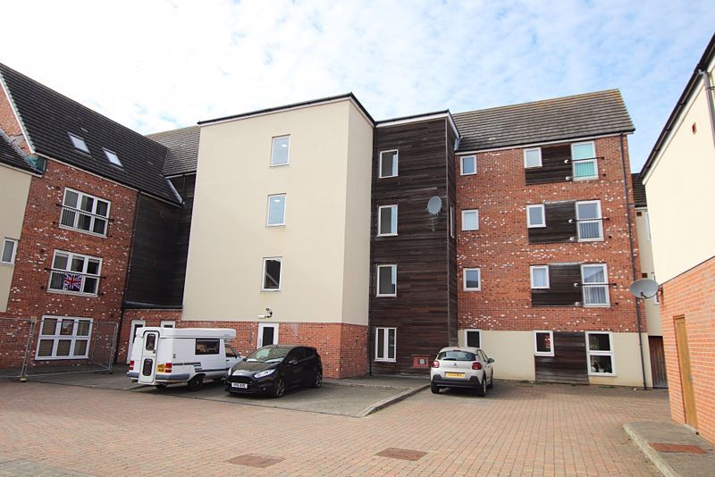 2 bed flat for saleSorrel Road, Grimsby DN34 photo 2