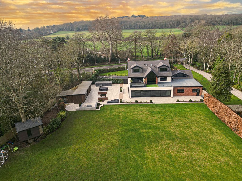 Additional image 38 of 5 bed detached house for saleColumn Road, Wirral CH48