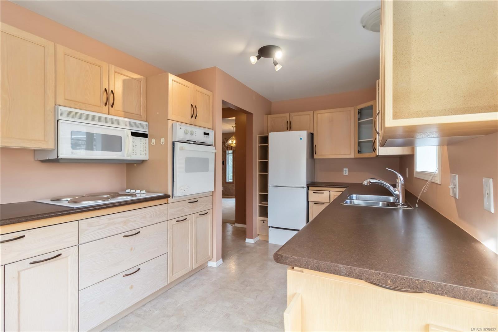 Additional image 6 of 7-1060 Sutlej Street, Victoria, BC, V8V 2V8