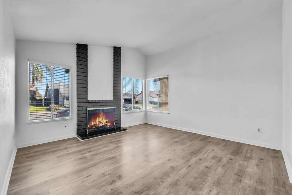 Additional image 6 of 13388 Wisteria Pl, Chino, CA 91710