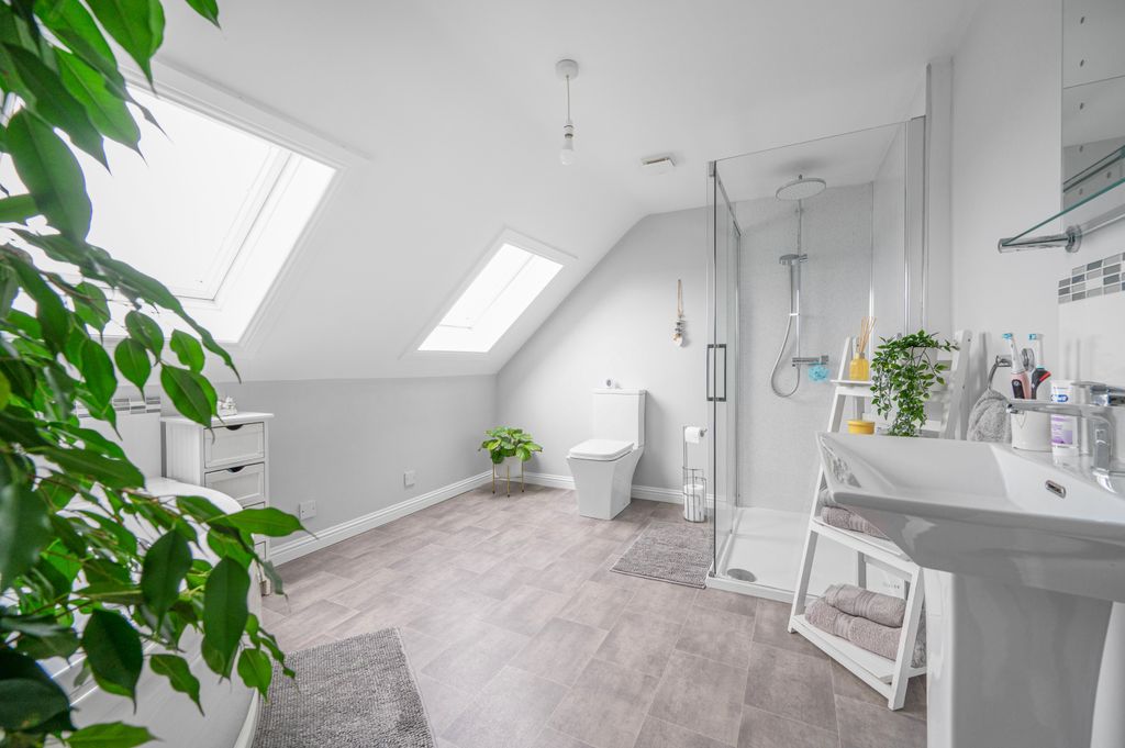 Additional image 25 of 4 bed maisonette for sale9 Station Road, Kinross KY13