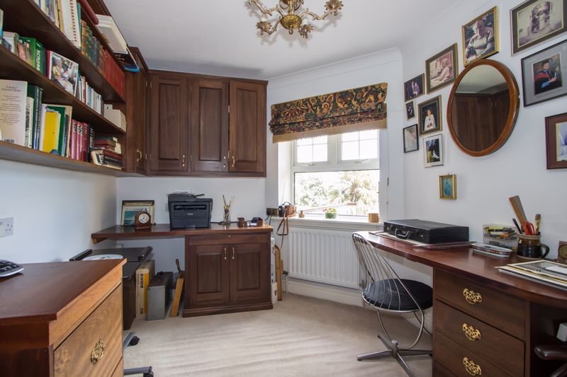 Additional image 14 of 3 bed flat for saleGlynne Tower, Bridgeman Road, Penarth CF64