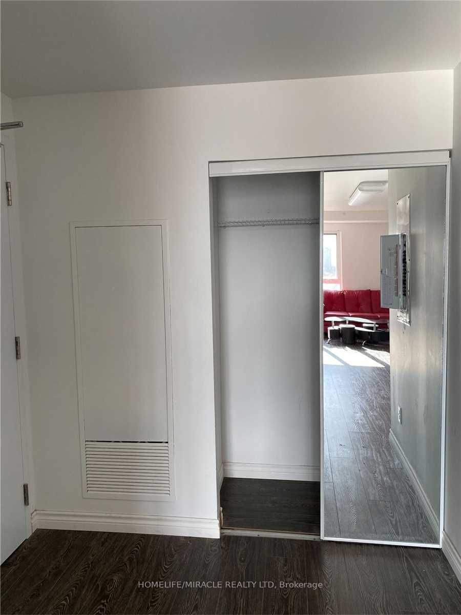 Additional image 3 of 1202-158 King Street N, Waterloo, ON, N2J 0E5