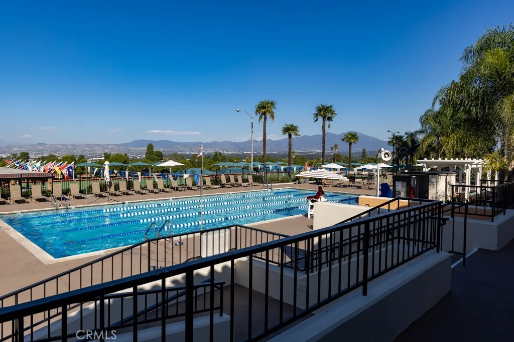 Additional image 98 of 2388 Via Mariposa W Unit 1B, Laguna Woods, CA 92637