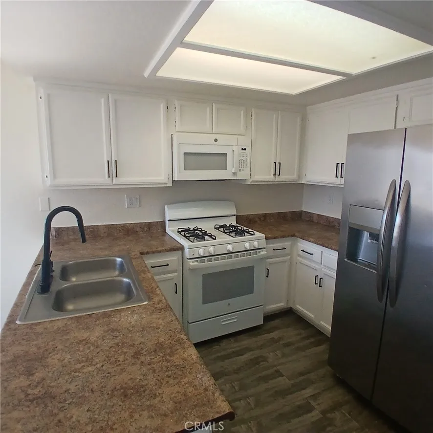 Additional image 21 of 509 E Avenue Q-2 Unit B, Palmdale, CA 93550