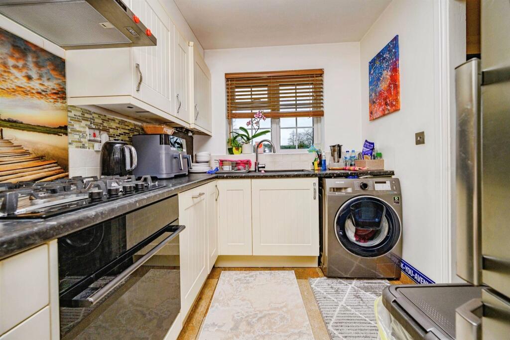 Additional image 11 of Runcie Close, St. Albans