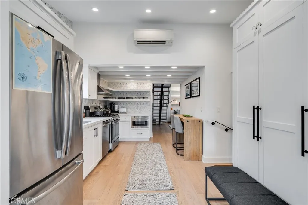 Additional image 24 of 1259 S Coast Highway Apt B, Laguna Beach, CA 92651