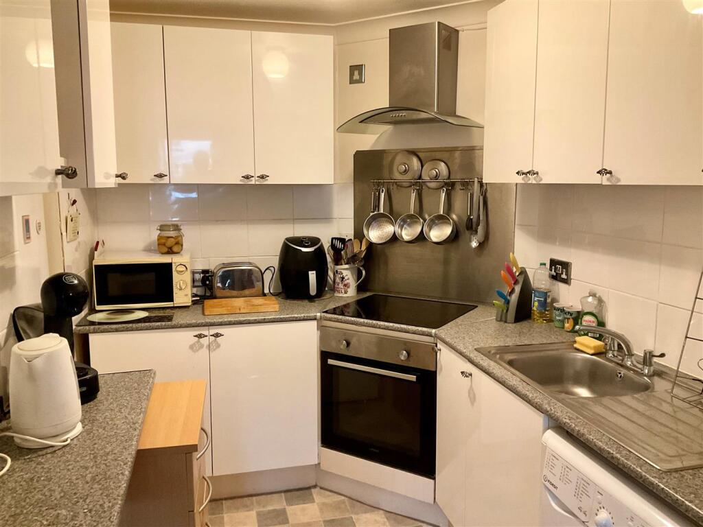 Additional image 10 of Kingsford Court, Coombe Valley Road, Dover