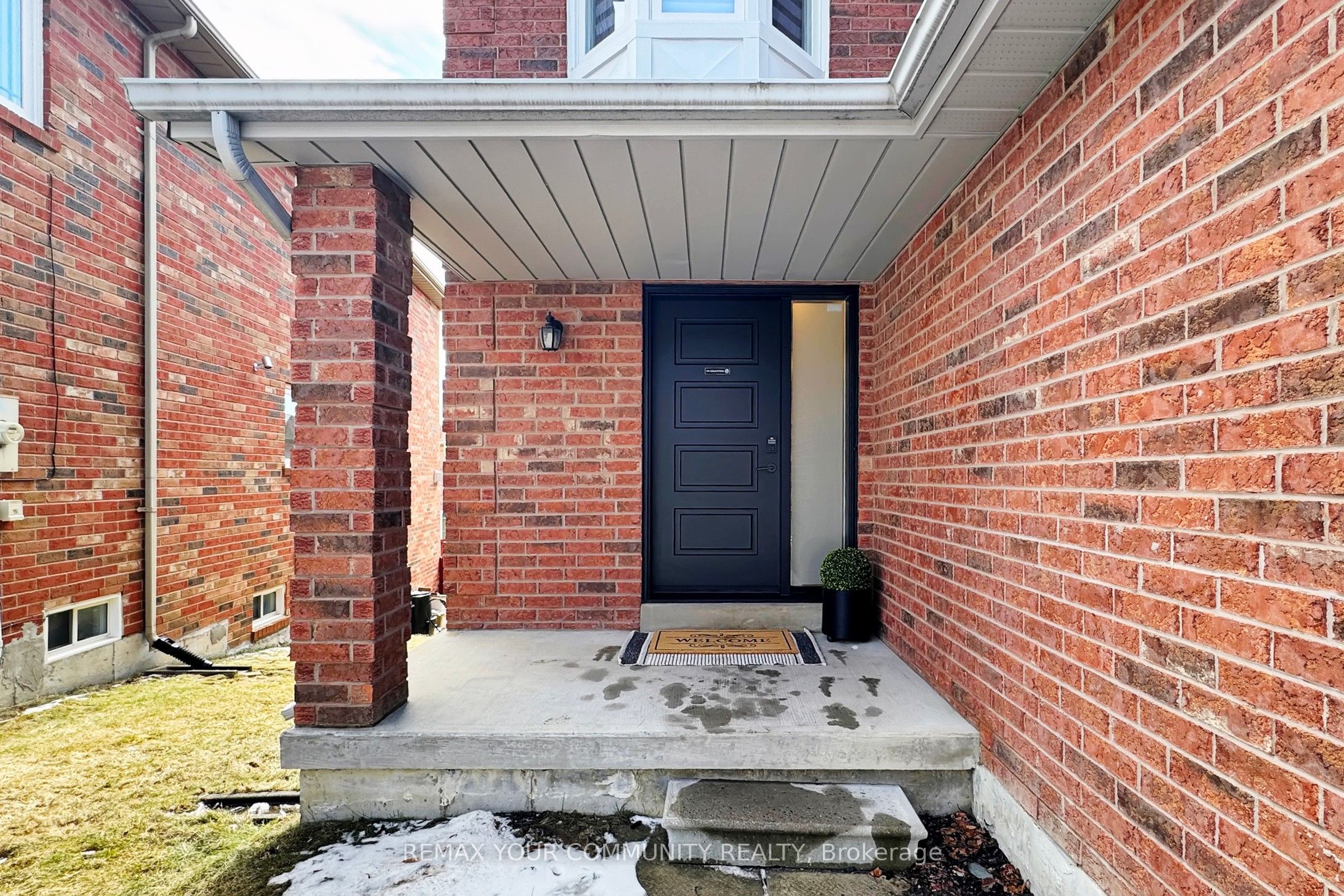 Additional image 4 of 219 Surgeoner Crescent, Newmarket, ON, L3X 2L1