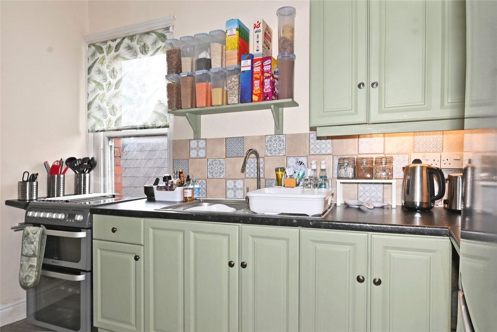 Additional image 5 of 2 bed flat for saleThe Beaufort, Temple Street, Llandrindod Wells LD1