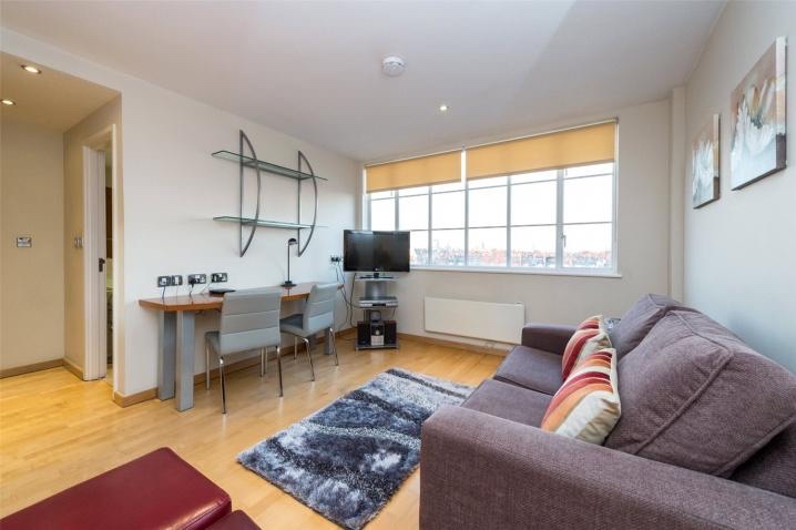 1 Bed Flat, Roland House, SW7, N1 7GU
