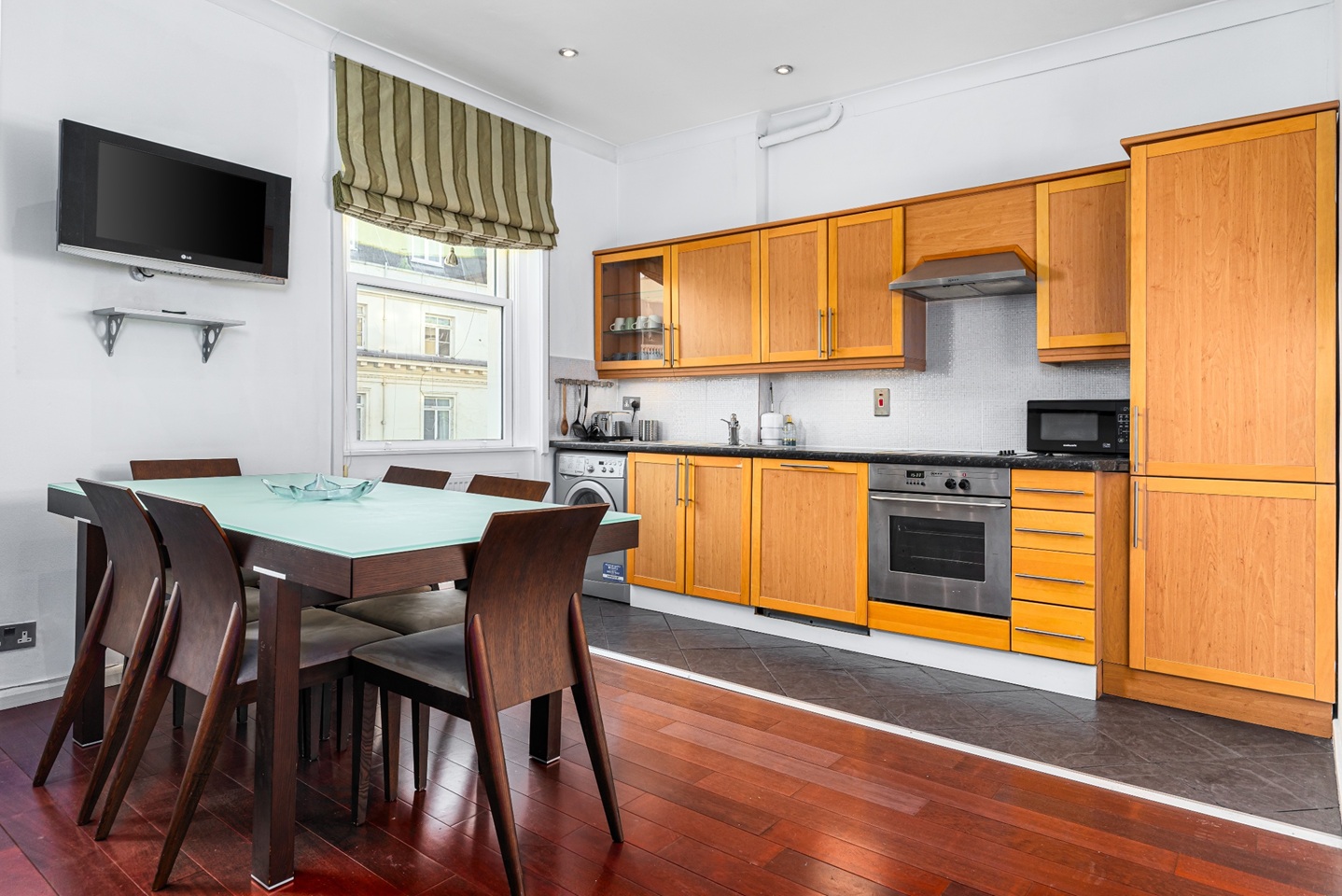 Additional image 3 of 2 Bed Flat, Gloucester Terrace, W2, N1 7GU
