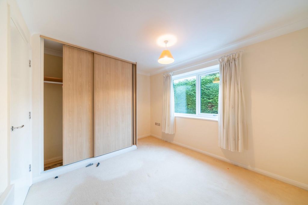Additional image 13 of 2 bed flat for saleRoslyn Court, Willow Wong, Burton Joyce NG14