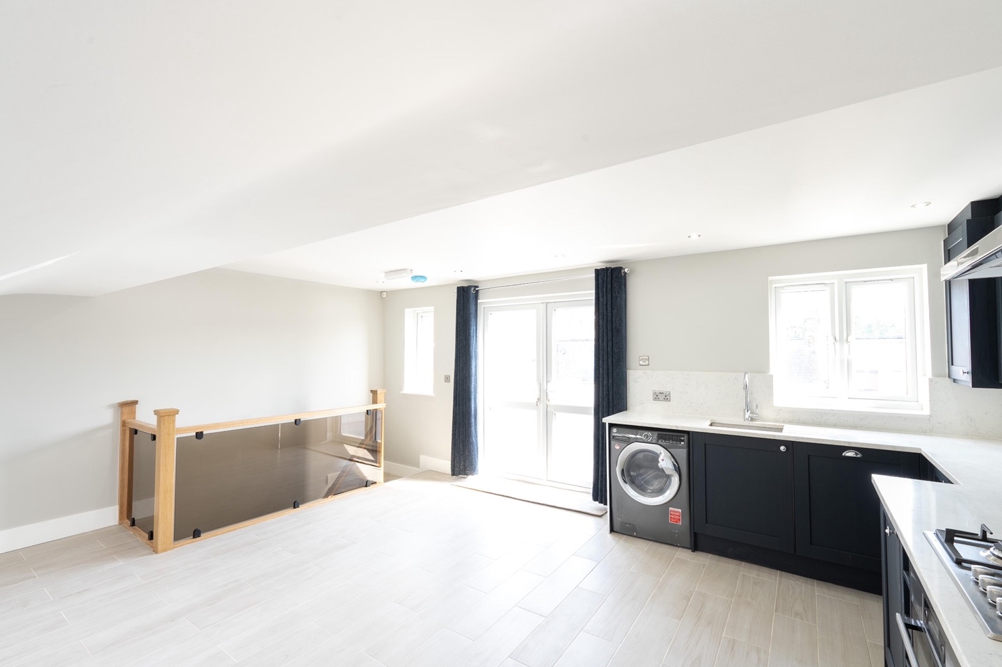 3 Bed Maisonette, Goldsboro Road, SW8, N1 7GU