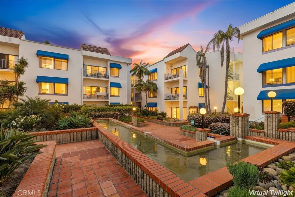 8328 Regents Road Unit 1F, San Diego, CA 92122