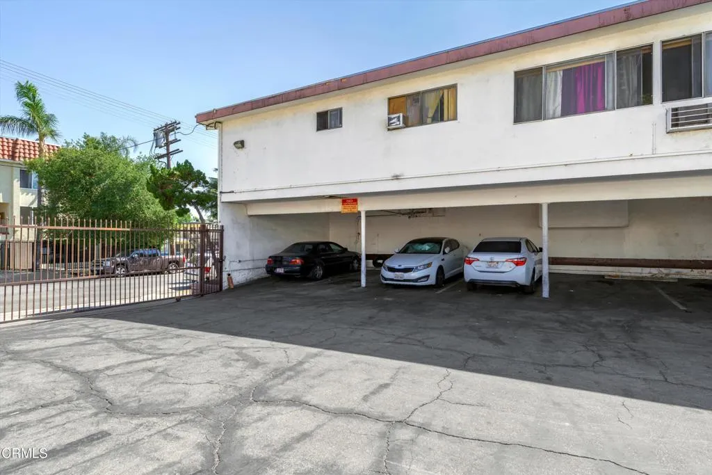 13040 Dronfield Avenue Unit 3, Los Angeles, CA 91342