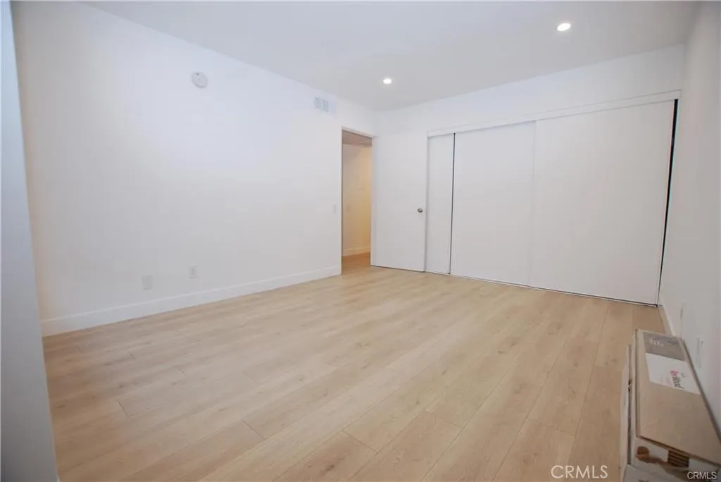 Additional image 4 of 6820 Remmet Ave, Canoga Park, CA 91303